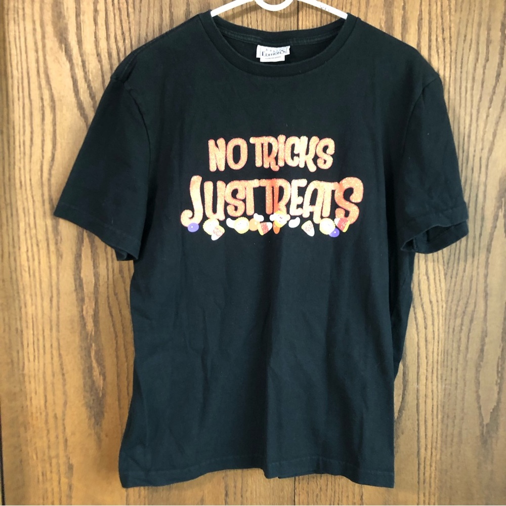 Vintage No Tricks Just Treats Halloween tee size XL